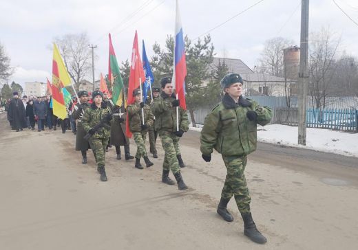 Открыт бюст героя-десантника Сергея Козлова