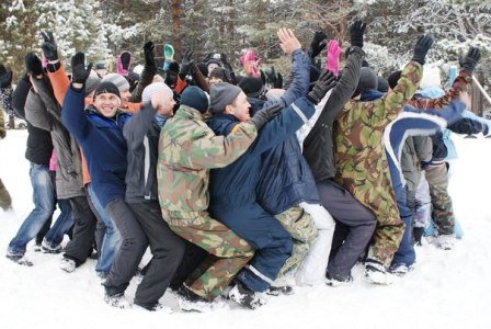 Победил в игре – получи сертификат на парашютный прыжок и стрельбу в тире