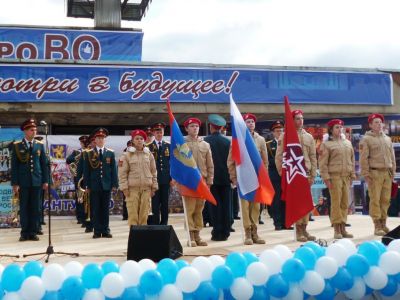 Полку юнармейцев прибыло